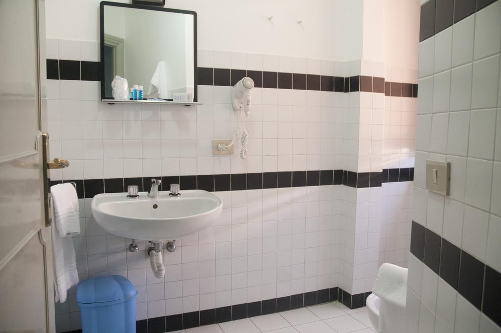 Residence Riva Gaia Terracina Bilik gambar