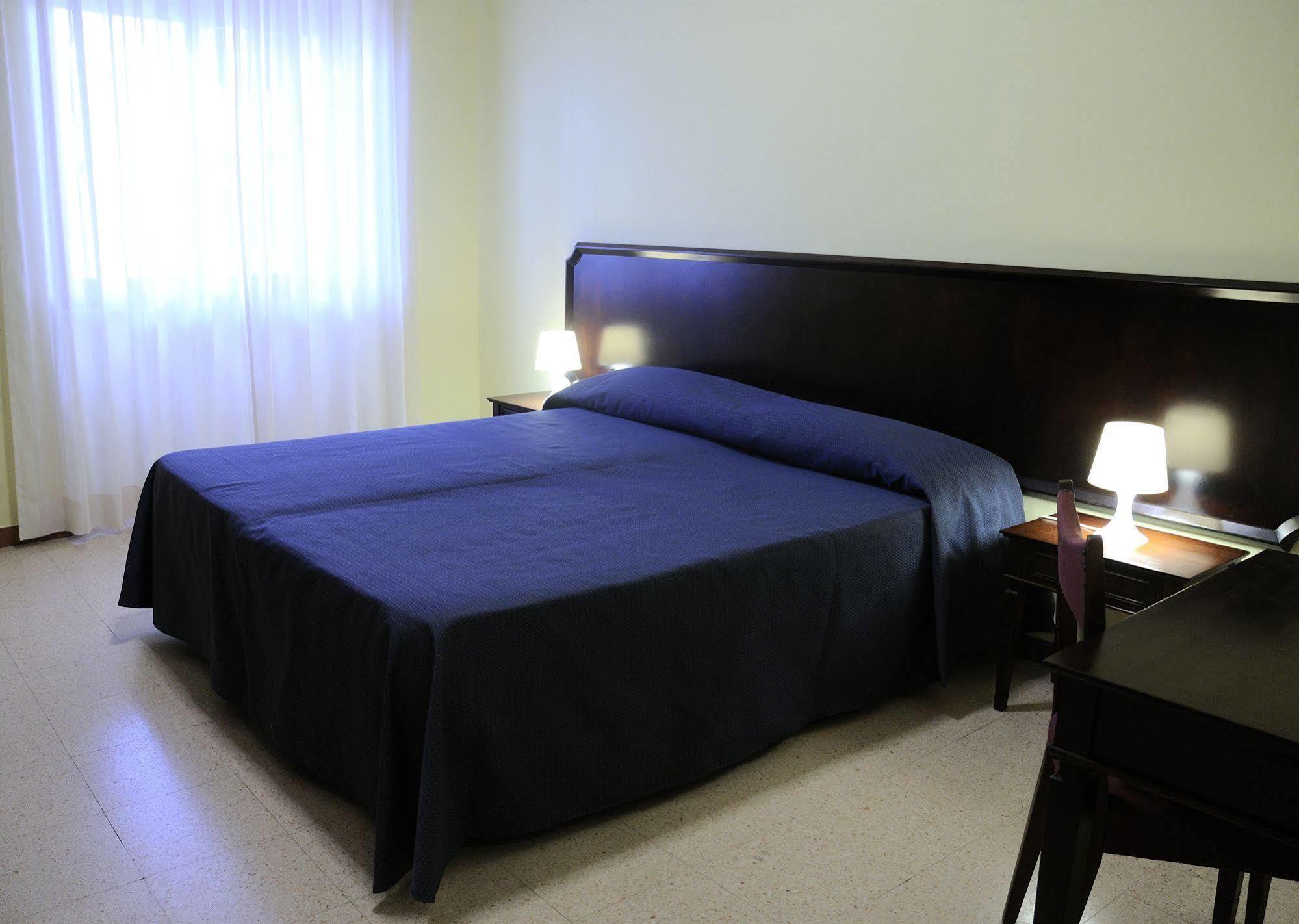 Residence Riva Gaia Terracina Luaran gambar
